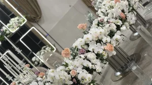 گل آرایی مراسم عروسی و عقد با انواع گل های طبیعی با انتخاب شما تشریفات آریا امیر نیاکانی