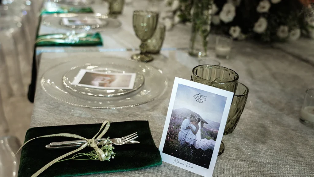 گل آرایی مراسم عروسی و عقد با انواع گل های طبیعی با انتخاب شما تشریفات آریا امیر نیاکانی