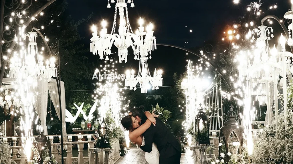 گل آرایی مراسم عروسی و عقد با انواع گل های طبیعی با انتخاب شما تشریفات آریا امیر نیاکانی